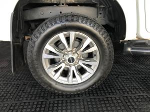 Isuzu D-Max 300 3.0TD double cab 4x4 LX auto - Image 7