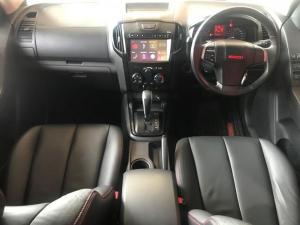 Isuzu D-Max 300 3.0TD double cab X-Rider - Image 12