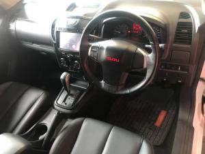 Isuzu D-Max 300 3.0TD double cab X-Rider - Image 13