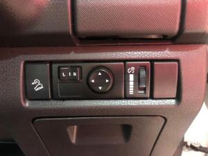 Isuzu D-Max 300 3.0TD double cab X-Rider - Image 15