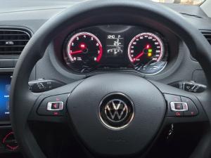 Volkswagen Polo Vivo hatch 1.6 Life - Image 2