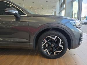 Volkswagen Touareg V6 TDI R-Line - Image 22