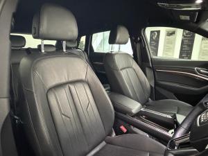 Audi e-tron 55 quattro Advanced - Image 8