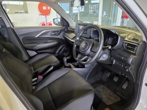Suzuki Swift 1.2 GL - Image 10