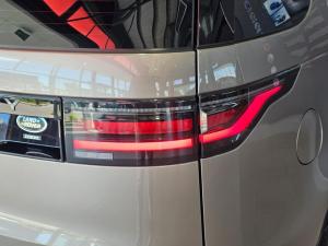 Land Rover Discovery D300 R-Dynamic HSE - Image 14