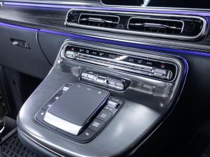 Mercedes-Benz V-Class V300d Exclusive - Image 23