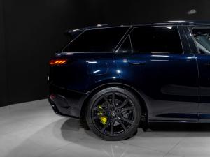 Land Rover Range Rover Sport P635 SV - Image 21