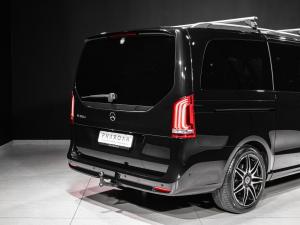 Mercedes-Benz V-Class V300d Exclusive - Image 10