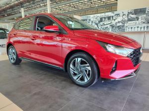 Hyundai i20 1.0T Fluid manual - Image 1