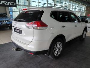 Nissan X-Trail 2.5 4x4 SE - Image 3