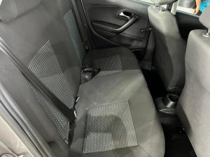 Volkswagen Polo Vivo hatch 1.6 Comfortline auto - Image 6