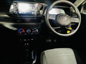 Hyundai i20 1.4 Motion auto - Image 10