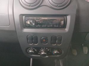 Nissan NP200 1.6i safety pack (aircon) - Image 19