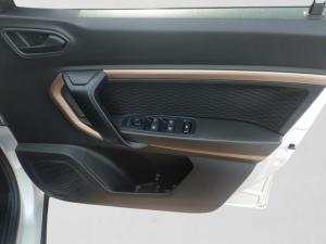 Renault Kiger 1.0 Zen auto - Image 10