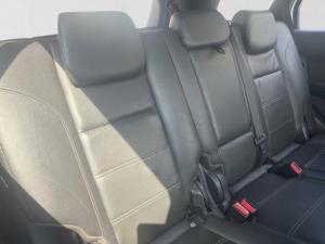 Ford Everest 3.2TDCi 4WD Limited - Image 12