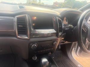 Ford Everest 3.2TDCi 4WD Limited - Image 14