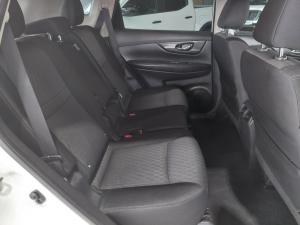 Nissan X-Trail 2.5 4x4 Acenta Tech - Image 17