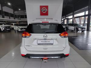 Nissan X-Trail 2.5 4x4 Acenta Tech - Image 6
