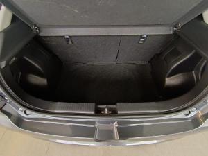 Suzuki Baleno 1.5 GLX auto - Image 25