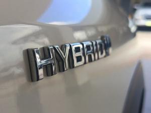 Toyota Corolla Cross 1.8 Hybrid XR - Image 8