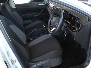 Volkswagen Polo hatch 1.0TSI Life manual - Image 20