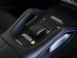 Mercedes-Benz GLE GLE300d 4Matic - Image 9