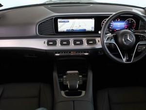 Mercedes-Benz GLE GLE300d 4Matic - Image 11