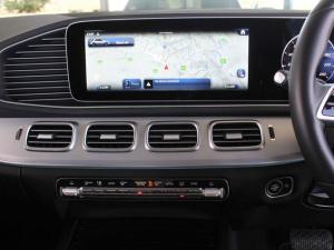 Mercedes-Benz GLE GLE300d 4Matic - Image 12