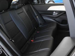 Mercedes-Benz GLE GLE300d 4Matic - Image 17