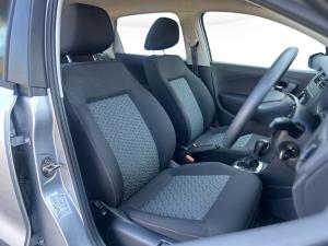 Volkswagen Polo Vivo hatch 1.6 Life - Image 12