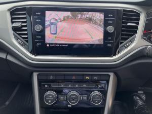 Volkswagen T-Roc 2.0TSI 140kW 4Motion Design - Image 12