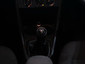 Volkswagen Polo Vivo hatch 1.4 Comfortline - Image 23