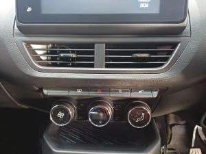 Renault Kiger 1.0 Turbo Intens auto - Image 19