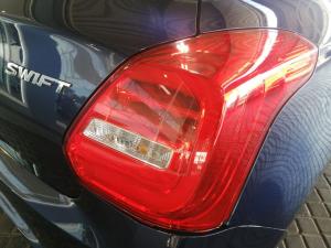 Suzuki Swift 1.2 GL auto - Image 16
