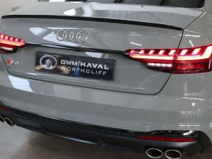Audi S4 TFSI quattro - Image 10