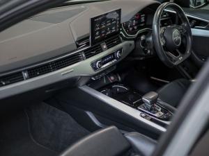 Audi S4 TFSI quattro - Image 13