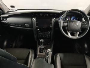 Toyota Fortuner 2.8GD-6 4x4 VX - Image 6