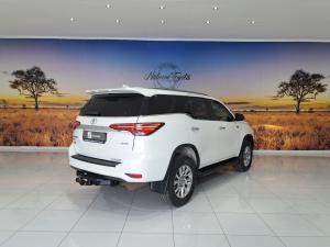 Toyota Fortuner 2.8GD-6 4x4 VX - Image 2
