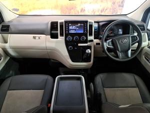 Toyota Quantum 2.8 LWB bus 11-seater GL - Image 6