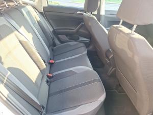 Volkswagen Polo hatch 1.0TSI Highline auto - Image 15