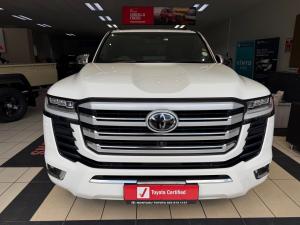 Toyota Land Cruiser 300 3.5T ZX - Image 4