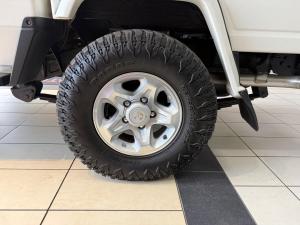 Toyota Land Cruiser 79 4.5D-4D V8 double cab LX - Image 10