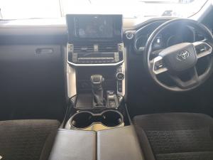 Toyota Land Cruiser 300 3.3D GX-R - Image 6