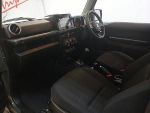 Suzuki Jimny 1.5 GLX AllGrip 3-door manual - Image 7