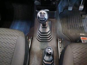 Suzuki Jimny 1.5 GLX AllGrip 3-door manual - Image 12