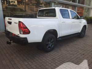 Toyota Hilux 2.4 GD-6 Raider 4X4 automaticD/C - Image 2