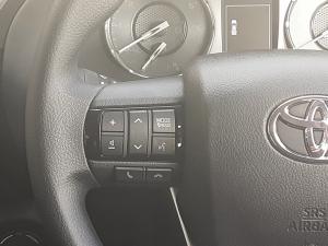 Toyota Hilux 2.4 GD-6 Raider 4X4 automaticD/C - Image 9