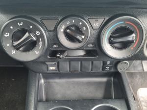 Toyota Hilux 2.4 GD-6 RB Raider automaticD/C - Image 15