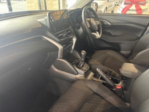 Toyota Urban Cruiser 1.5 XR automatic - Image 7