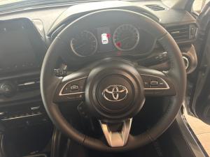 Toyota Urban Cruiser 1.5 XR automatic - Image 8